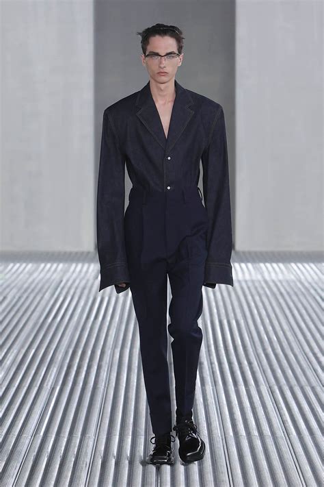 sfilata prada 2024 uomo|Prada S/S 2024 Menswear show: “Fluid Form”.